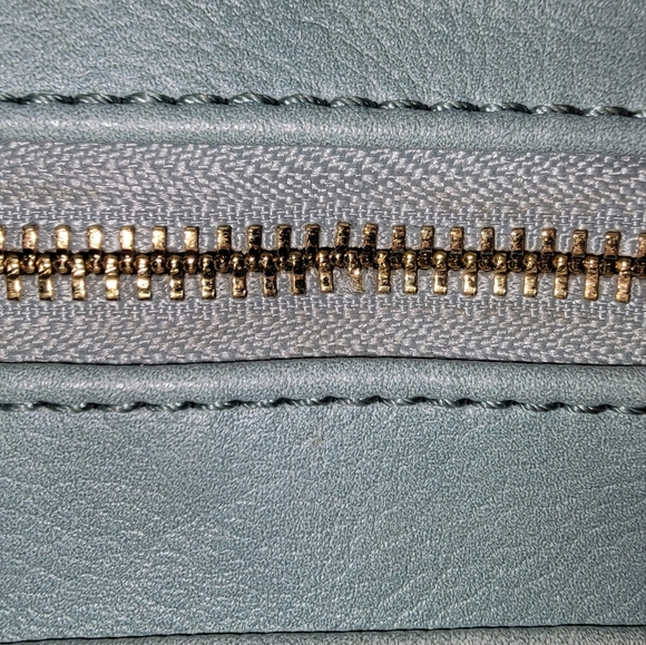 Jen and Co Backpack Handbag Combo - Picture 4 of 14